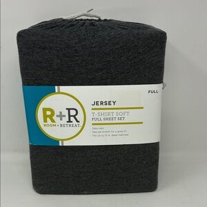 Room + Retreat Full Sheet Set – Dark Gray, Soft Jersey Fabric.